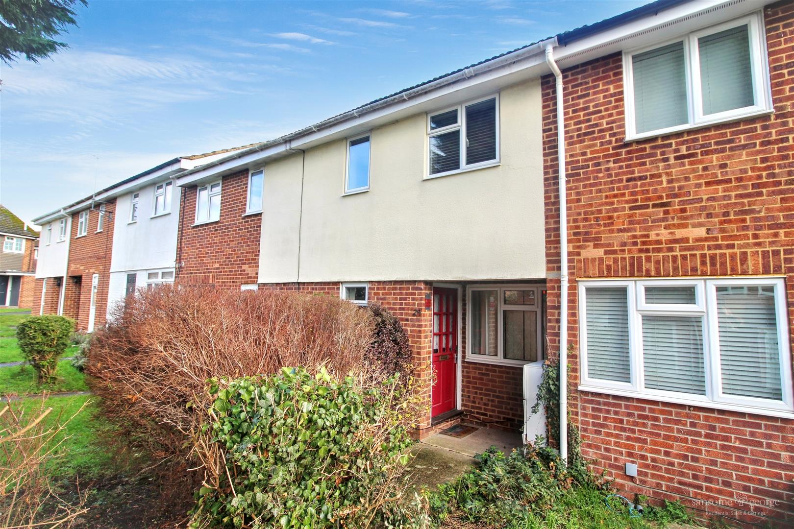 2 bed property in Swanholm Gardens, Reading